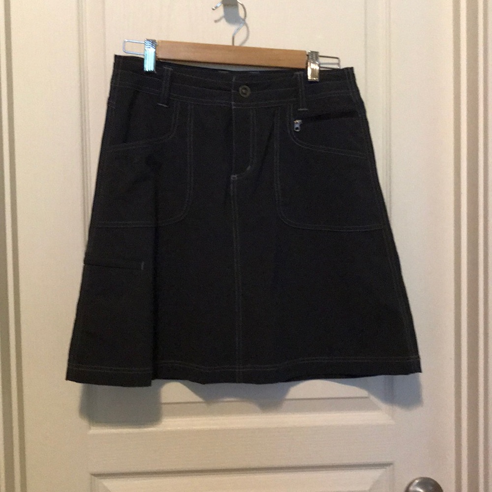 Kuhl sports skirt.